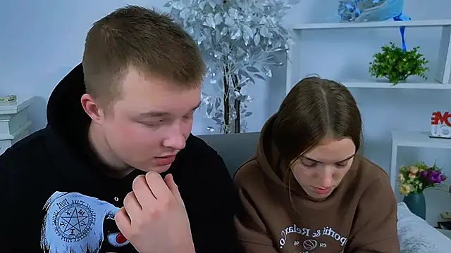  Olli  Stiw  online show from 10-26-25, 07:03