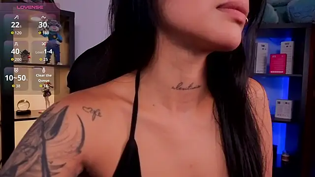 Snapshot of Alaia_Asuka chatting on 06-19-26, 01:10 Alaia Asuka online show from 06-19-26, 01:10