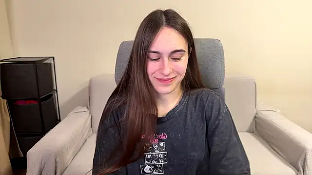 Snapshot of AliceKolltt chatting on 02-27-26, 11:49 AliceKolltt online show from 02-27-26, 11:49