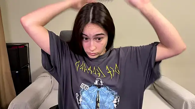 Snapshot of AliceKolltt chatting on 03-13-26, 09:32 AliceKolltt online show from 03-13-26, 09:32