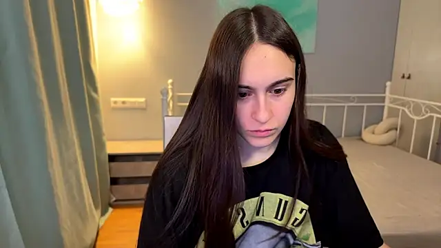 AliceKolltt online show from 06-21-26, 08:55