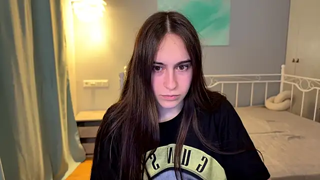 AliceKolltt online show from 06-23-26, 08:40