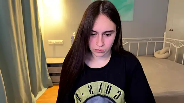 AliceKolltt online show from 06-27-26, 08:25
