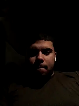 Snapshot of Casal_Safado_ chatting on 09-17-25, 11:39 Casal Safado online show from 09-17-25, 11:39