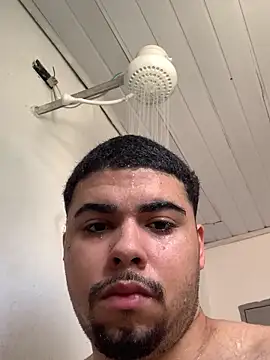 Snapshot of Casal_Safado_ chatting on 10-14-25, 04:19 Casal Safado online show from 10-14-25, 04:19