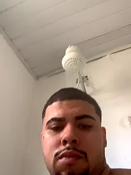 Snapshot of Casal_Safado_ chatting on 10-24-25, 05:31 Casal Safado online show from 10-24-25, 05:31