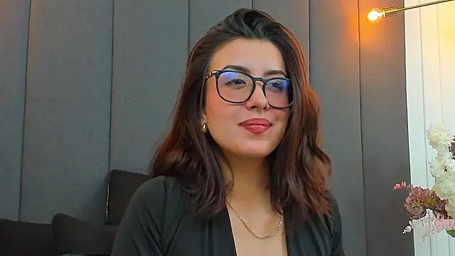 EmaSaenz online show from 02-12-25, 10:15