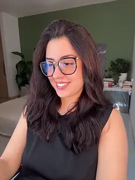 EmaSaenz online show from 06-17-26, 08:10
