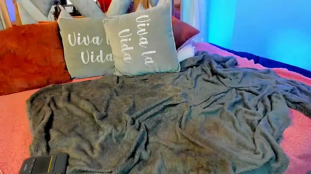 Kendall Sophy online show from 01-17-25, 10:56