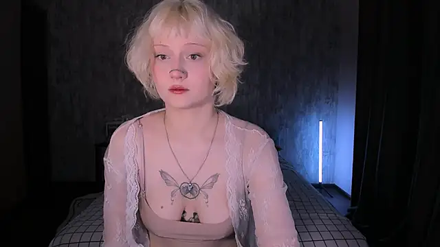 MariaMango online show from 10-11-25, 01:05