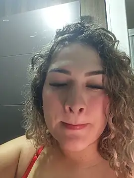 Snapshot of Sara_smiiith211 chatting on 06-14-26, 03:36 Sara smiiith211 online show from 06-14-26, 03:36