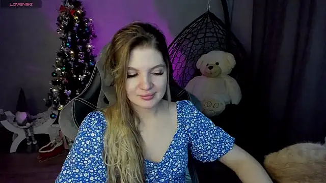 lily williamss online show from 12-23-24, 03:07