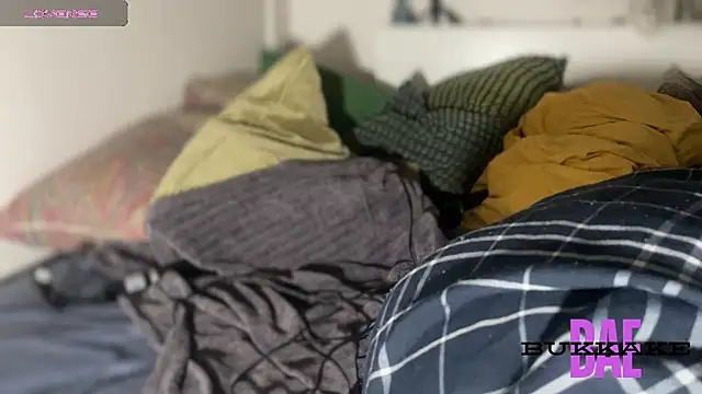 Snapshot of bukkakebae1 chatting on 12-26-24, 09:47 bukkakebae1 online show from 12-26-24, 09:47