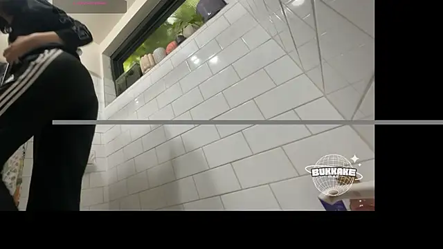 Snapshot of bukkakebae1 chatting on 02-19-25, 10:31 bukkakebae1 online show from 02-19-25, 10:31