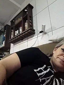 Snapshot of marcialoira chatting on 10-26-25, 10:25 marcialoira online show from 10-26-25, 10:25