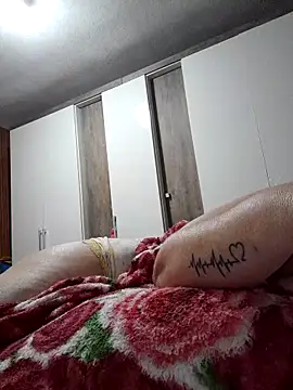 Snapshot of marcialoira chatting on 11-15-25, 12:02 marcialoira online show from 11-15-25, 12:02