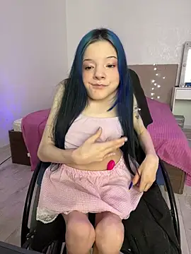 Snapshot of MiniSophiaa chatting on 02-09-26, 09:24 MiniSophiaa online show from 02-09-26, 09:24