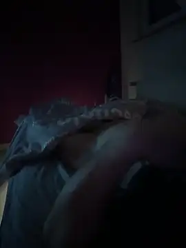 Bennyben8604 online show from 01-28-25, 04:18