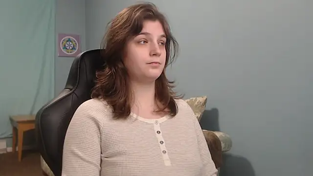 Snapshot of TreeJeanne chatting on 01-22-25, 12:27 TreeJeanne online show from 01-22-25, 12:27