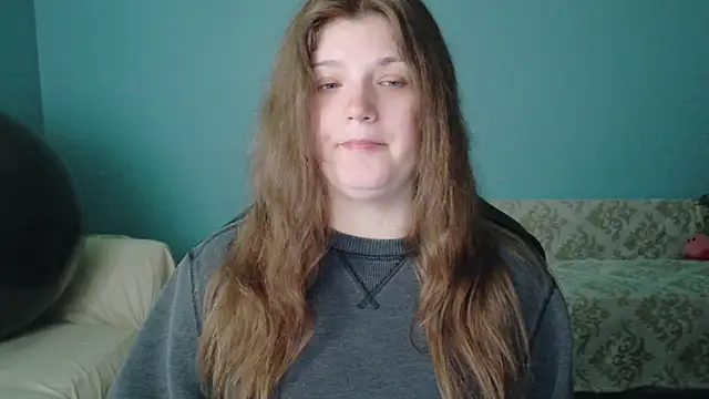 Snapshot of TreeJeanne chatting on 06-25-26, 03:05 TreeJeanne online show from 06-25-26, 03:05
