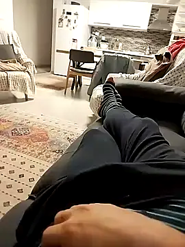 Snapshot of xozox chatting on 01-01-25, 01:47 xozox online show from 01-01-25, 01:47