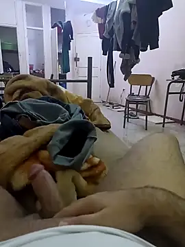 Snapshot of Hot_Boy_2004 chatting on 02-24-26, 01:25 Hot Boy 2004 online show from 02-24-26, 01:25