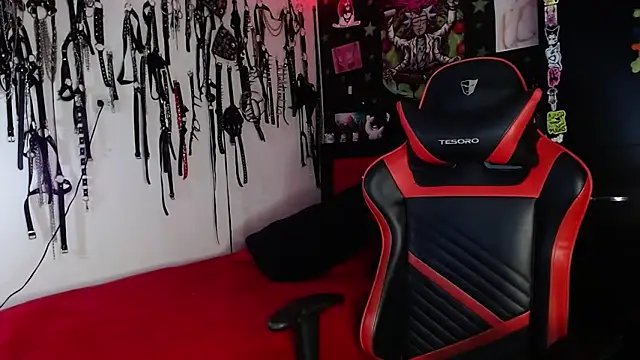 Snapshot of jannaink_ chatting on 12-24-24, 12:33 jannaink online show from 12-24-24, 12:33