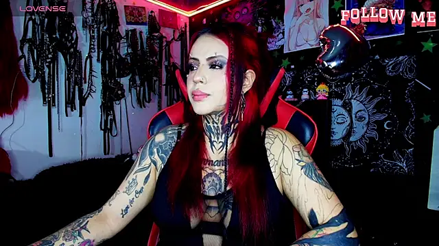 Snapshot of jannaink_ chatting on 12-13-25, 11:32 jannaink online show from 12-13-25, 11:32