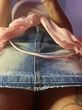 Cherrytowild online show from 02-03-25, 10:25