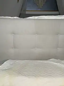 Snapshot of Busty-Ellie chatting on 01-13-25, 10:24 Busty-Ellie online show from 01-13-25, 10:24