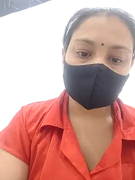 Snapshot of Aaradhya chatting on 06-30-26, 01:06 Aaradhya online show from 06-30-26, 01:06