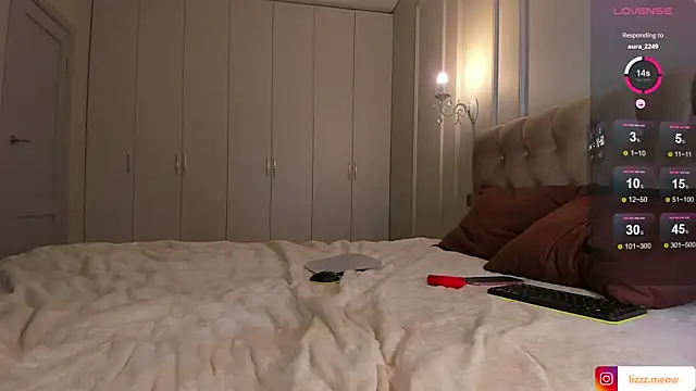 Snapshot of WOW-PeaCH-Girl chatting on 12-30-24, 06:16 WOW-PeaCH-Girl online show from 12-30-24, 06:16