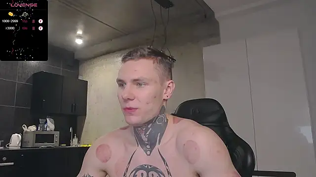 Snapshot of Lechery_boy chatting on 01-24-25, 02:30 Lechery boy online show from 01-24-25, 02:30