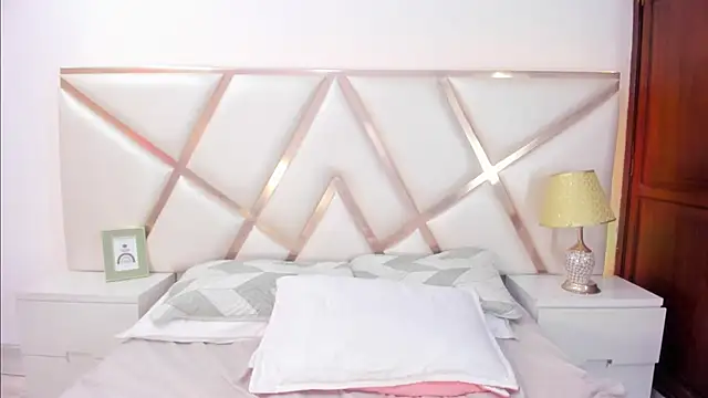 NinnaVous online show from 03-07-25, 05:38