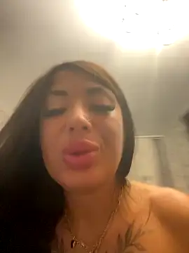 RuslanaXX online show from 12-02-25, 02:17