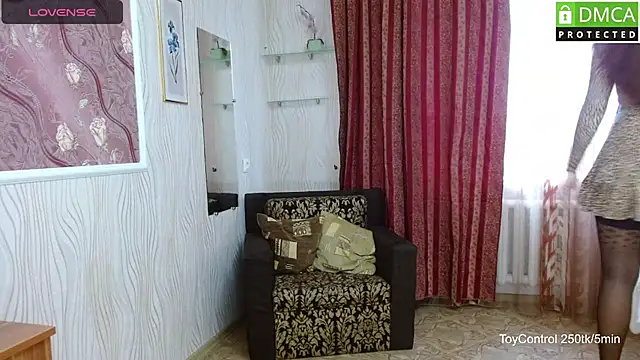 Snapshot of Linda_Ernestine chatting on 11-27-25, 07:43 Linda Ernestine online show from 11-27-25, 07:43