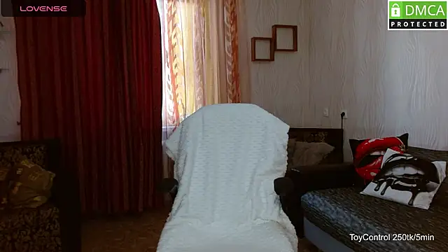 Snapshot of Linda_Ernestine chatting on 03-15-26, 09:04 Linda Ernestine online show from 03-15-26, 09:04