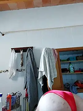 Snapshot of BecciDeluxe chatting on 09-27-25, 11:59 BecciDeluxe online show from 09-27-25, 11:59
