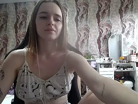 samanta55555 online show from 06-24-26, 10:47