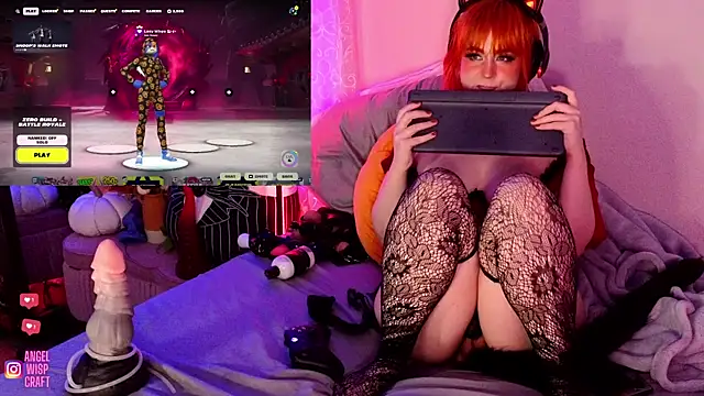Snapshot of Angel-Lewd-Cake chatting on 12-03-24, 10:06 Angel-Lewd-Cake online show from 12-03-24, 10:06