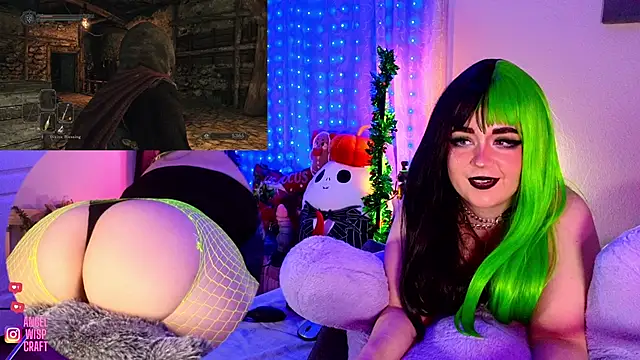 Snapshot of Angel-Lewd-Cake chatting on 12-17-24, 10:44 Angel-Lewd-Cake online show from 12-17-24, 10:44