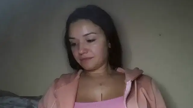 Linusya online show from 10-28-25, 04:31