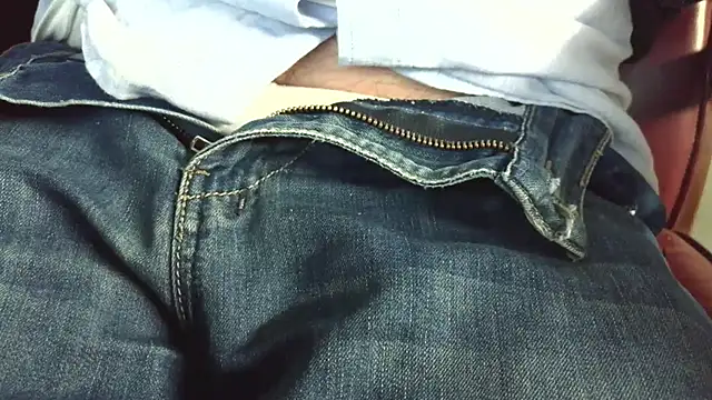 smoothandtiny online show from 12-04-25, 07:28