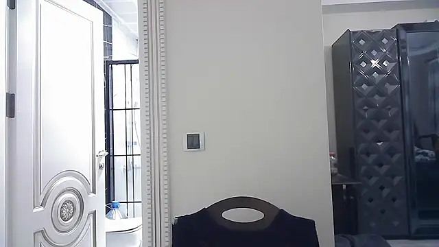 KIZLAZIMYaa online show from 11-22-25, 04:00