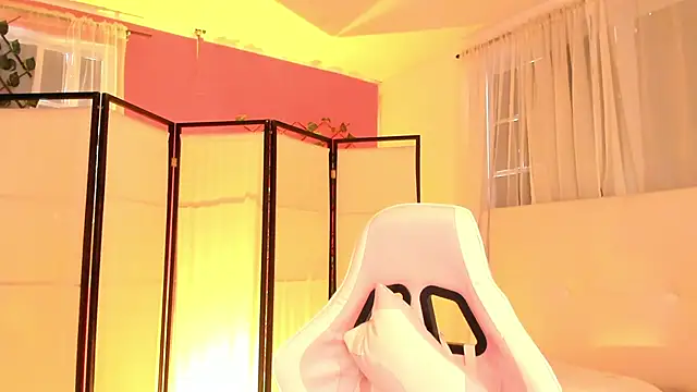 your khloe online show from 10-23-25, 01:10