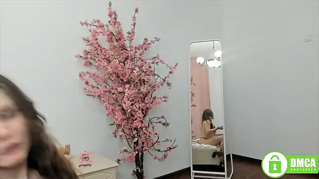 Charlotte wow online show from 12-25-24, 07:56