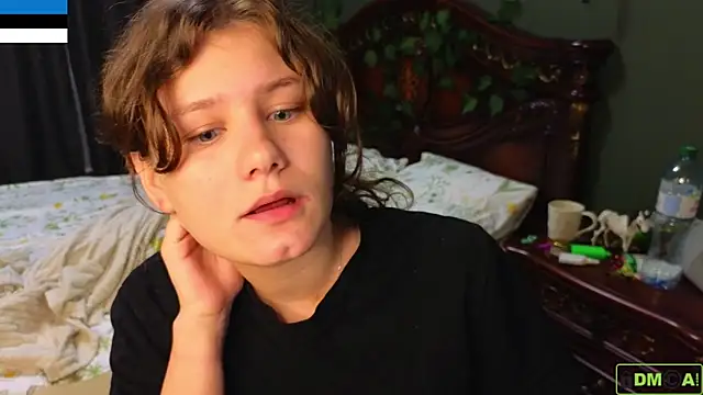 Charlotte wow online show from 10-31-25, 05:14