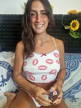 Snapshot of Stefania_PT chatting on 09-25-25, 07:45 Stefania PT online show from 09-25-25, 07:45