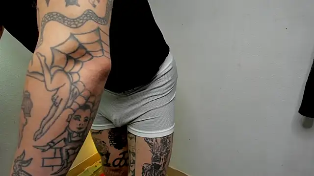 layneinchains online show from 11-14-25, 04:49