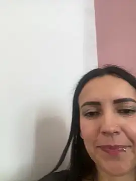 SuzanSmithh online show from 01-18-25, 01:51